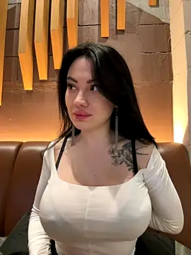 Snapshot of Wet__Bunny chatting on September 2025 06:35:01 AM Wet Bunny online show from September 2025 06:35:01 AM
