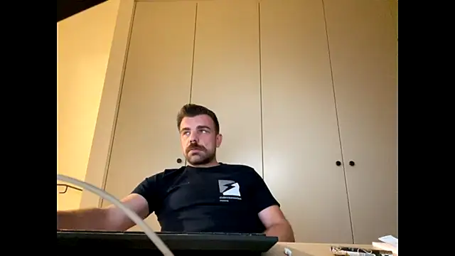 mrbigballs online show from October 2025 08:41:01 PM