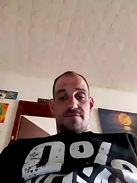 Codymc89 online show from April 2026 01:58:02 PM