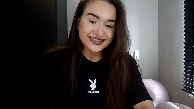 Snapshot of avajade chatting on March 2026 11:14:01 AM avajade online show from March 2026 11:14:01 AM