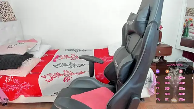 Snapshot of esmeralda_milf chatting on January 2026 08:58:01 PM esmeralda milf online show from January 2026 08:58:01 PM