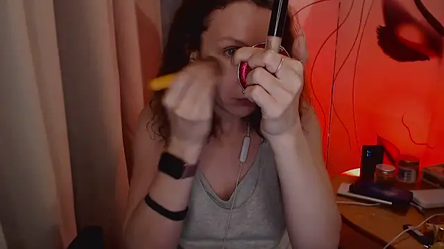 JohansonKatie online show from January 2025 11:15:02 AM