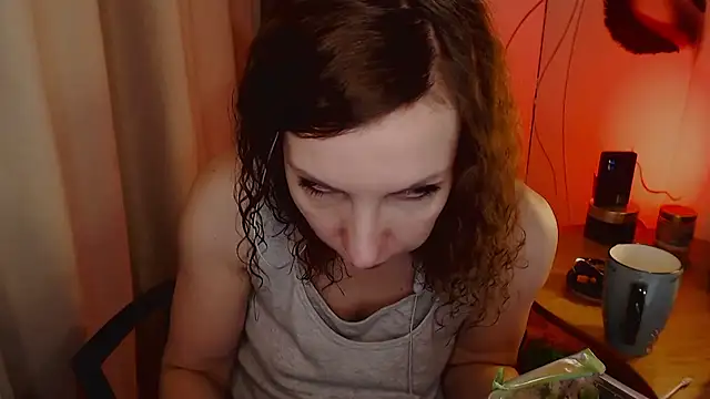 JohansonKatie online show from January 2025 01:31:02 PM