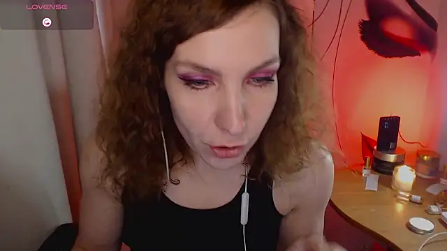 JohansonKatie online show from February 2025 12:52:02 PM