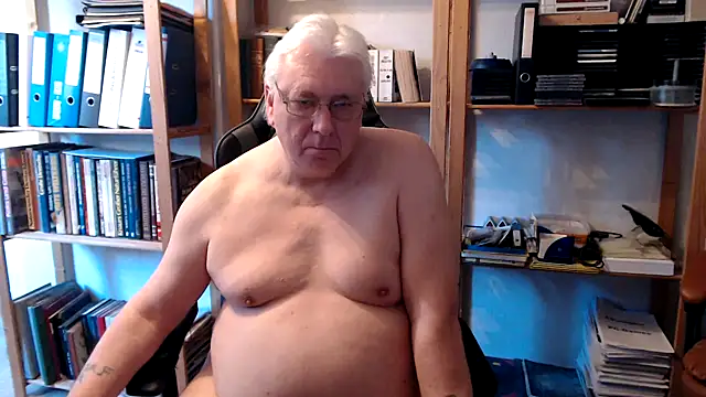 Snapshot of SchwanzhureXXL chatting on April 2026 08:59:01 AM SchwanzhureXXL online show from April 2026 08:59:01 AM
