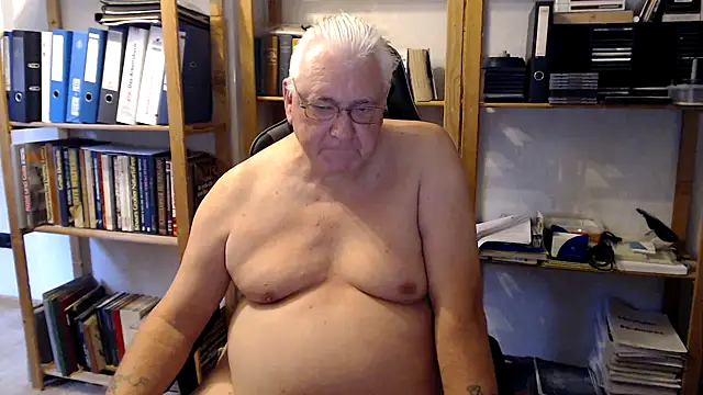 SchwanzhureXXL online show from July 2026 04:38:01 AM