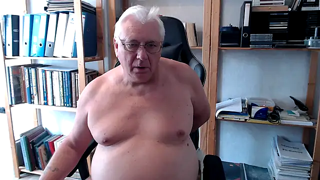SchwanzhureXXL online show from July 2026 02:34:01 PM