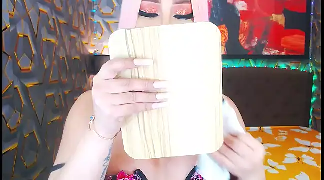 Snapshot of KylieMaxwellCaulfield_TS chatting on January 2025 09:56:01 AM KylieMaxwellCaulfield TS online show from January 2025 09:56:01 AM