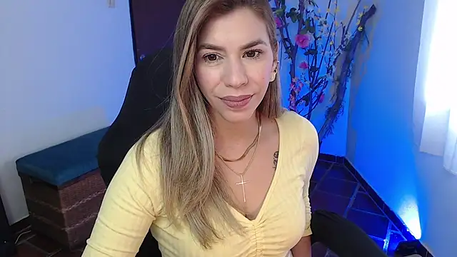 ms sofia x online show from March 2026 03:31:01 PM