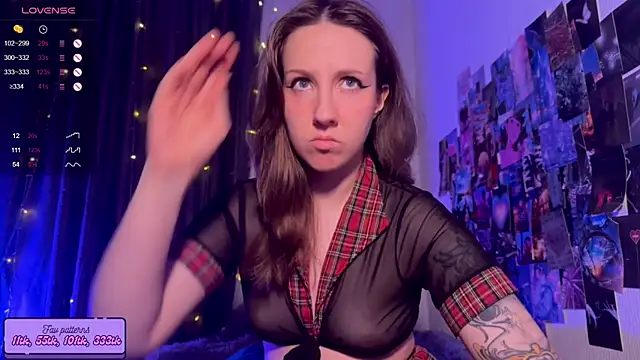 HotaruTomo online show from November 2025 09:18:01 PM