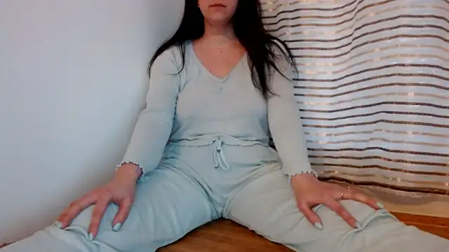 Snapshot of SofiaLenis chatting on May 2026 12:22:01 PM SofiaLenis online show from May 2026 12:22:01 PM