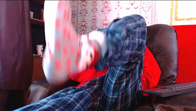 Snapshot of ShanyFerrati chatting on December 2024 05:05:02 PM ShanyFerrati online show from December 2024 05:05:02 PM