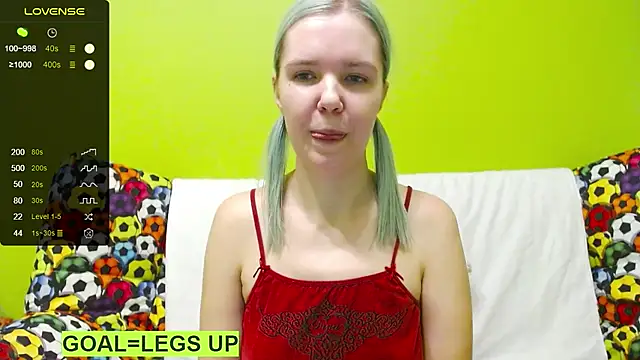 Snapshot of Ultra_Meow chatting on February 2025 05:20:01 AM Ultra Meow online show from February 2025 05:20:01 AM