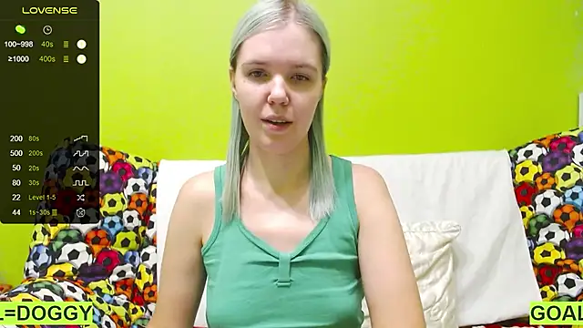 Snapshot of Ultra_Meow chatting on February 2025 06:44:02 PM Ultra Meow online show from February 2025 06:44:02 PM