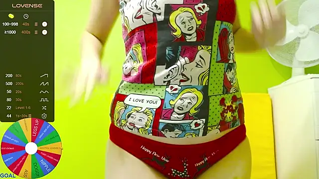 Snapshot of Ultra_Meow chatting on November 2025 12:38:02 AM Ultra Meow online show from November 2025 12:38:02 AM