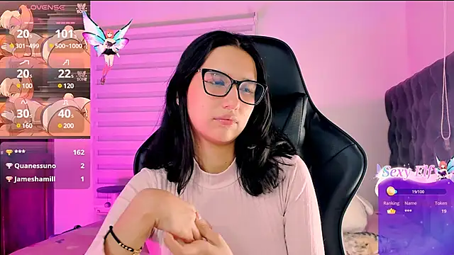 Snapshot of Luniverse chatting on December 2024 12:21:02 AM Luniverse online show from December 2024 12:21:02 AM