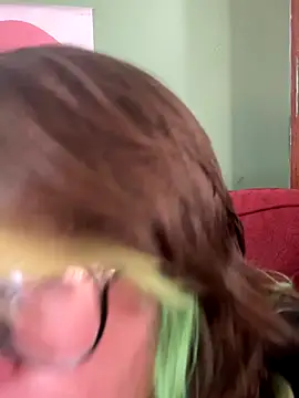 Snapshot of Bubblesgotcakee chatting on September 2025 05:23:01 PM Bubblesgotcakee online show from September 2025 05:23:01 PM