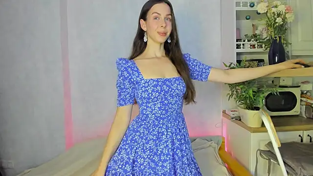 Teresa Hardly online show from November 2025 08:25:02 PM