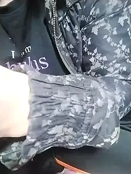 Snapshot of loveyou246 chatting on February 2025 02:51:02 AM loveyou246 online show from February 2025 02:51:02 AM