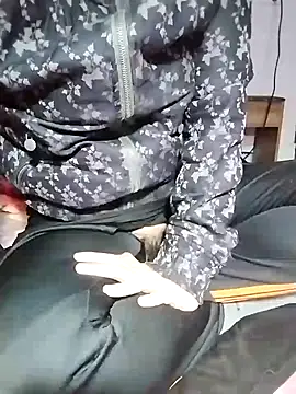 Snapshot of loveyou246 chatting on February 2025 01:38:01 AM loveyou246 online show from February 2025 01:38:01 AM