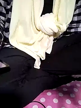 Snapshot of loveyou246 chatting on February 2025 04:07:01 AM loveyou246 online show from February 2025 04:07:01 AM