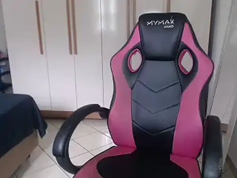 bustycarly online show from January 2025 01:30:01 PM