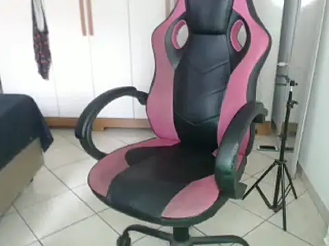 bustycarly online show from January 2025 01:04:02 PM