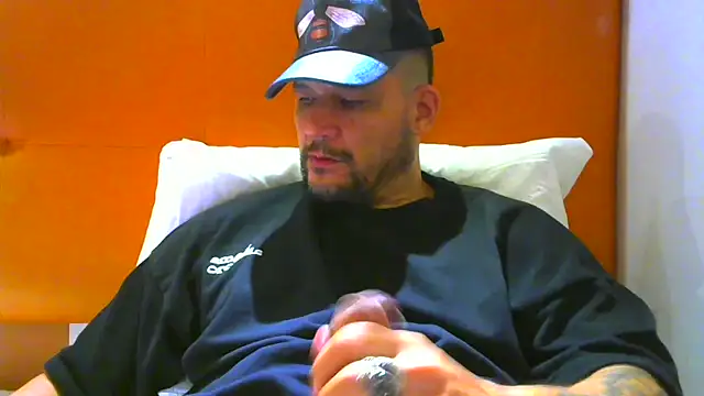 altenori112 online show from October 2025 02:08:01 AM