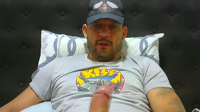 altenori112 online show from November 2025 12:37:02 PM