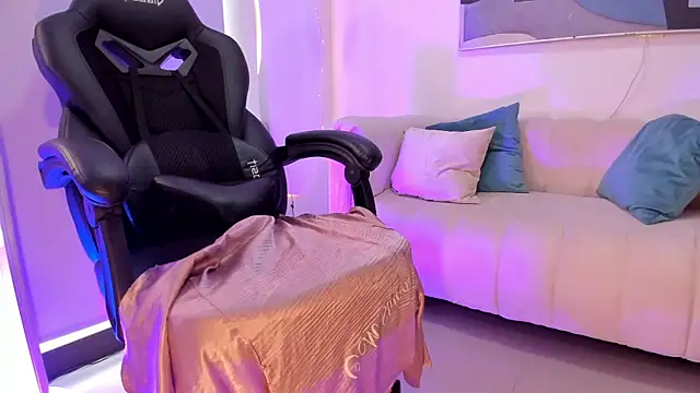 SaraParker  online show from February 2025 06:37:01 PM