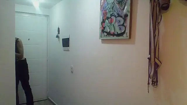 dannnyhot24 online show from April 2026 11:37:02 PM