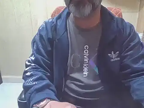 hairymaster95 online show from February 2026 07:40:01 AM