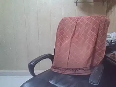 Snapshot of hairymaster95 chatting on June 2026 04:13:01 AM hairymaster95 online show from June 2026 04:13:01 AM