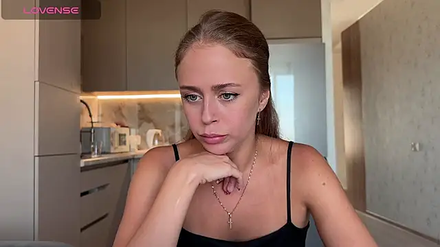 Snapshot of Megan_Nilson chatting on August 2026 02:15:02 PM Megan Nilson online show from August 2026 02:15:02 PM
