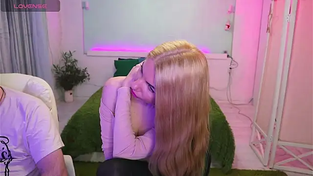 AlisaAleksandr online show from March 2026 09:10:01 PM