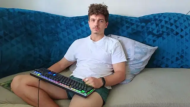 Remy Miles online show from September 2025 07:08:01 AM