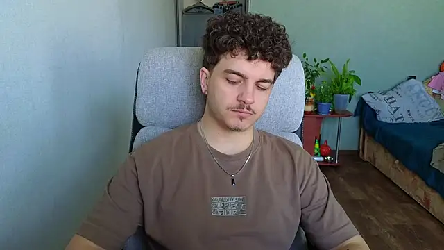 Remy Miles online show from April 2026 06:33:02 AM