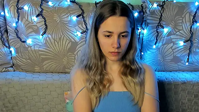 MaggieCake online show from January 2026 02:06:01 AM