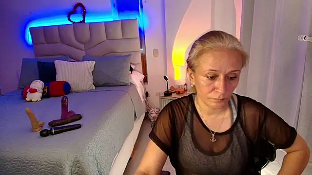 Snapshot of Naty_Stone chatting on June 2026 07:55:02 PM Naty Stone online show from June 2026 07:55:02 PM