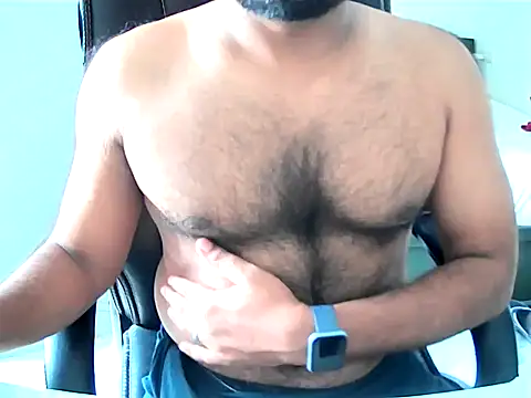 Snapshot of VINU26BLR chatting on November 2025 09:53:01 AM VINU26BLR online show from November 2025 09:53:01 AM