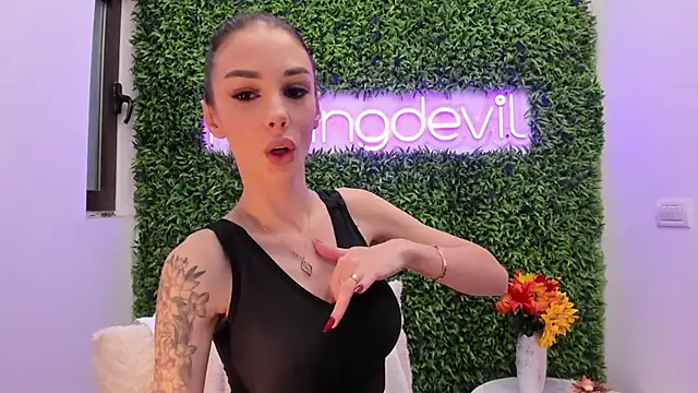 realhotfallingdevil online show from November 2025 06:07:02 AM