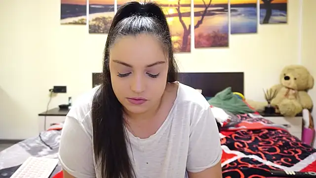 adelline online show from January 2026 02:39:01 AM