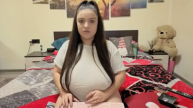 adelline online show from January 2026 09:42:01 PM