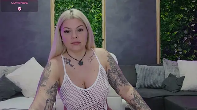 Raven Luna online show from July 2026 04:15:01 AM