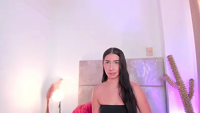 Snapshot of Christy_Sea chatting on December 2024 04:25:01 PM Christy Sea online show from December 2024 04:25:01 PM