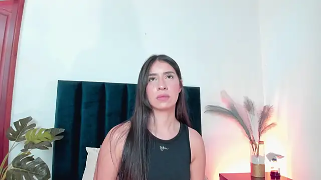 Snapshot of Christy_Sea chatting on October 2025 06:20:01 PM Christy Sea online show from October 2025 06:20:01 PM