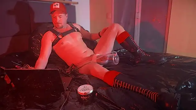 PumpChester82 online show from March 2025 04:45:02 PM