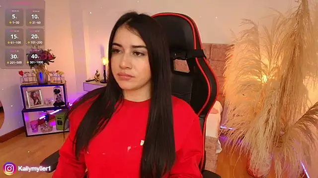 Snapshot of KallyMyller1 chatting on January 2025 07:17:01 PM KallyMyller1 online show from January 2025 07:17:01 PM