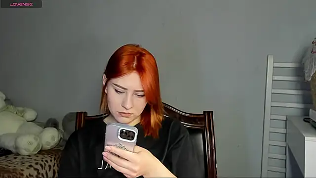 Snapshot of KindKristy chatting on April 2026 05:21:02 AM KindKristy online show from April 2026 05:21:02 AM