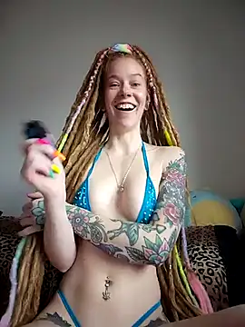 LucidLucy online show from January 2026 03:36:02 PM